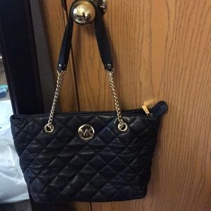 MICHAEL KORS AUTHENTIC TOTE